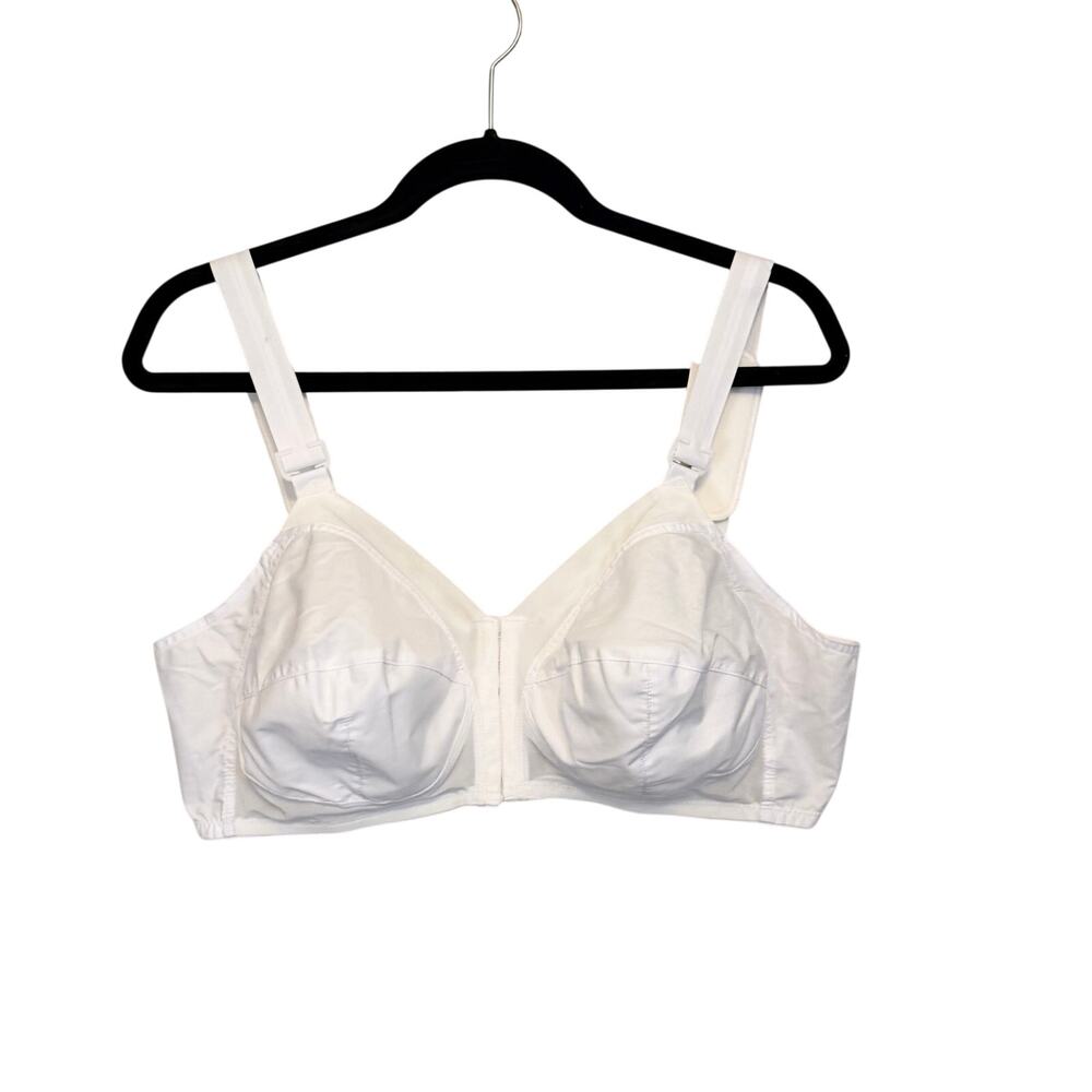 Exquisite Form Classic Support Wireless Bra 42C 5100530 White Front-Close Comfy